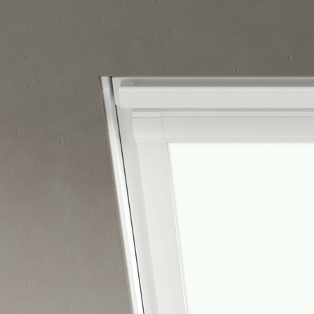 Shower Safe White (BLACKOUT) Keylite Roof Window Blinds Detail White Frame