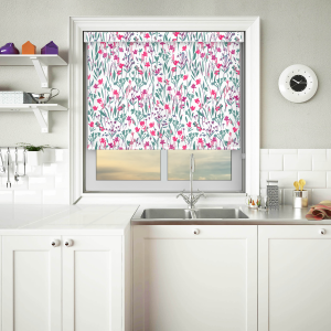 Wildling Winter Pelmet Roller Blind Image 2
