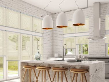 cream venetian blinds 