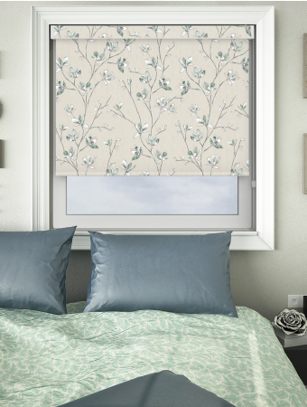 Iris Pistachio Blackout