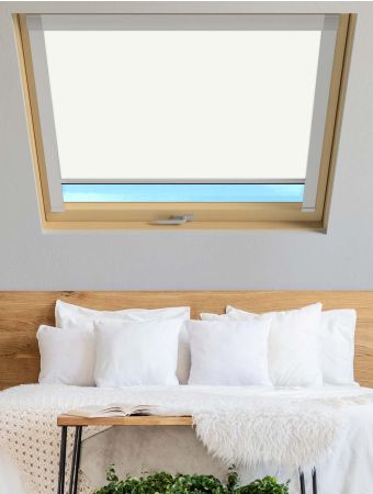 Pure White (BLACKOUT)