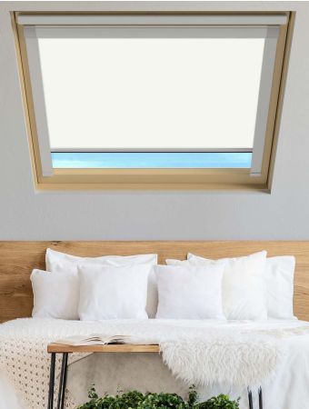 Pure White (BLACKOUT)