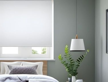 White blackout blinds 